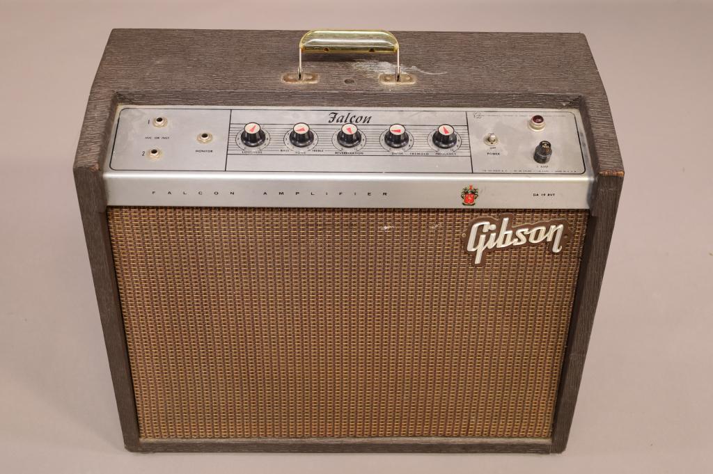 1964 GIBSON GA-19RVT FALCON AMP (1 of 10)