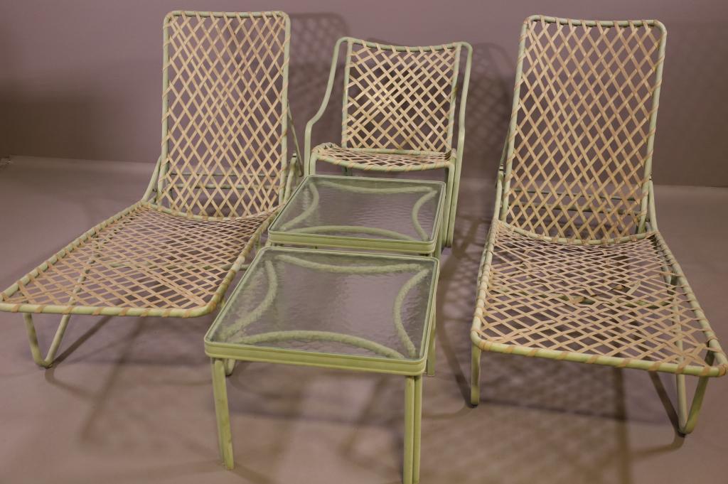 BROWN JORDAN PATIO SET (1 of 3)