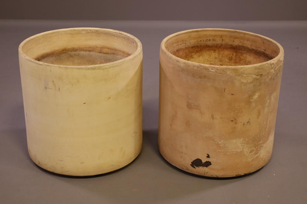 PAIR OF GAINEY PLANTERS (1 of 4)