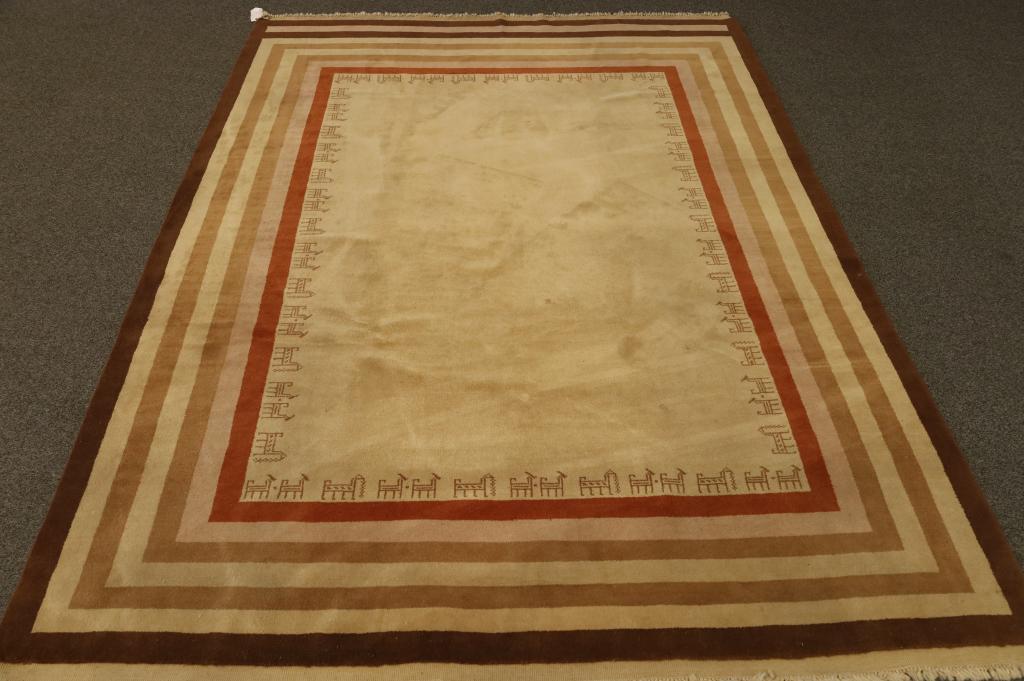 APPROX 7' x 8' 5" HANDMADE WOOL RUG (1 of 4)