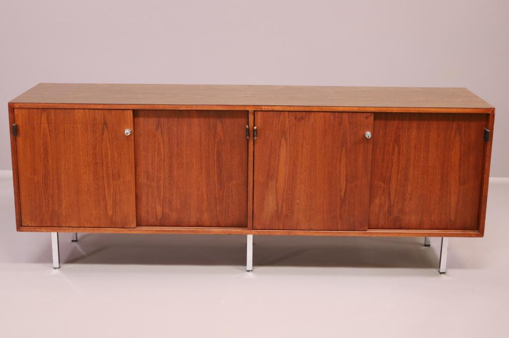 FLORENCE KNOLL CREDENZA (1 of 4)