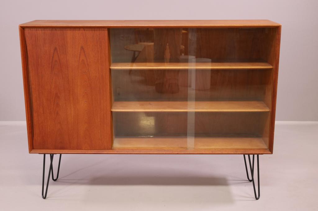 SWEDISH TEAK BAR CABINET (1 of 4)