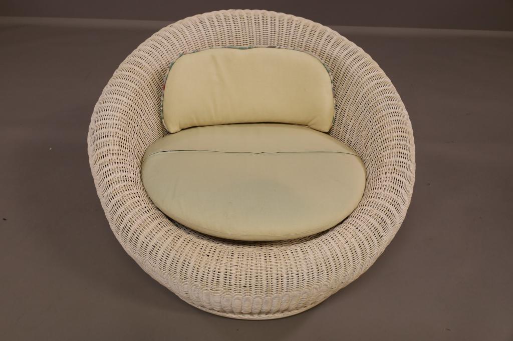 ISAMU KENMOCHI STYLE WICKER CHAIR (1 of 3)
