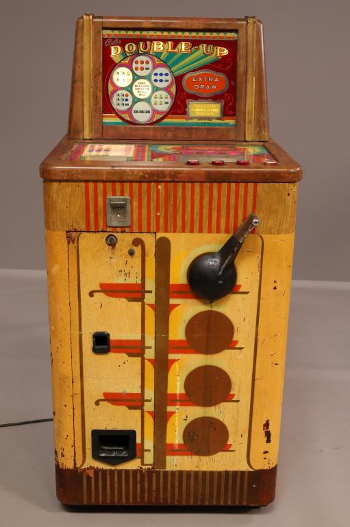 5 CENT BALLY DOUBLE UP SLOT MACHINE (1 of 6)