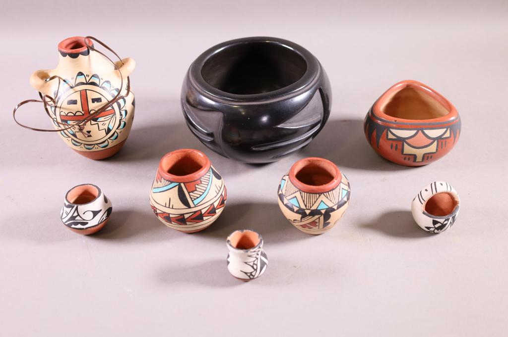 EIGHT PIECES OF NATIVE AMERICAN POTTERY (1 of 6)