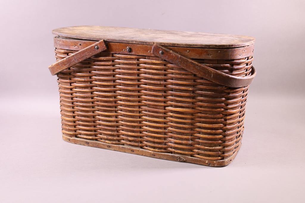 ANTIQUE ZINC LINED WICKER PICNIC BASKET (1 of 3)