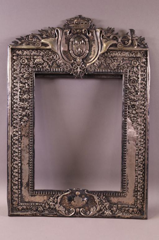 LARGE ENGLISH STERLING SILVER FRAME Apr 15, 2023 Redlands Antique