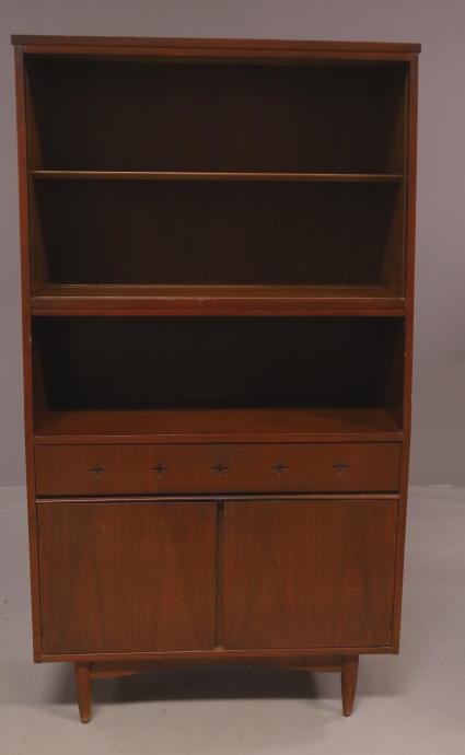 MID CENTURY MODERN HUTCH (1 of 6)