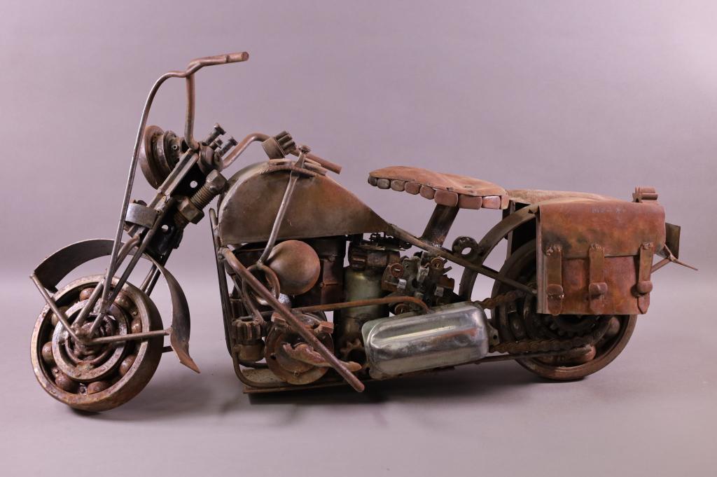 MOTORCYCLE YARD SCULPTURE (1 of 6)