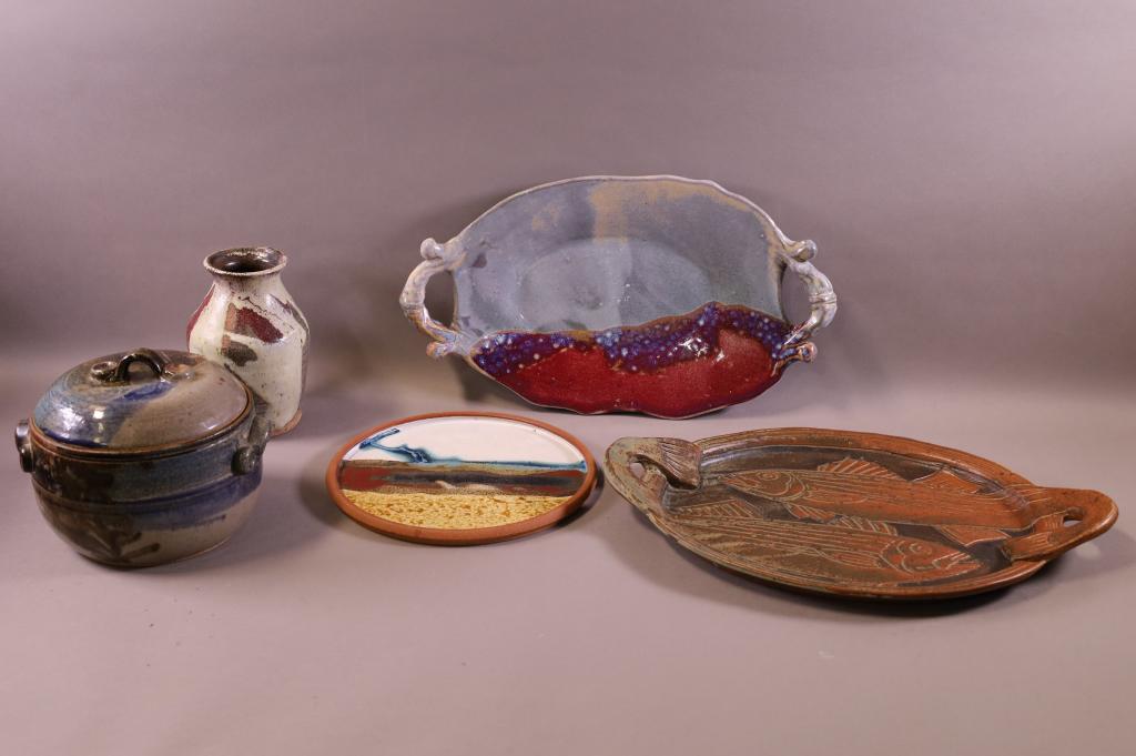 COLLECTION OF STUDIO POTTERY (1 of 8)