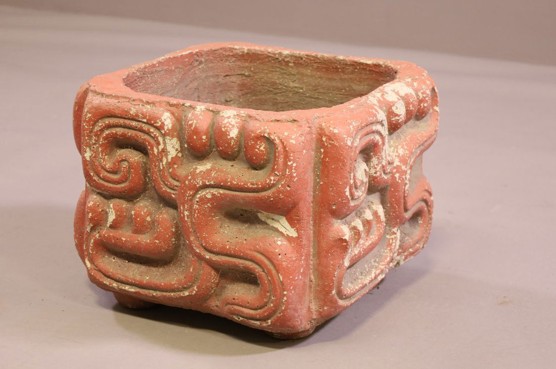 MID CENTURY MODERN CONCRETE PLANTER (1 of 3)