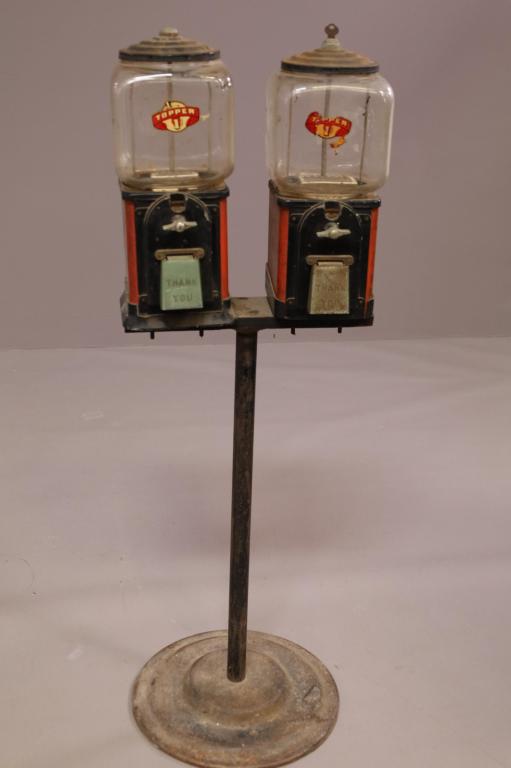 2 TOPPER 1 CENT GUMBALL MACHINES ON STAND (1 of 5)