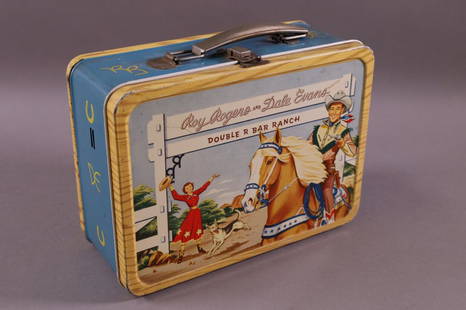 VINTAGE ROY ROGERS LUNCHBOX: NO THERMOS, PAINT LOSS, SCRATCHES & NAME INSCRIBED. 9" X 6 1/2" X 4"