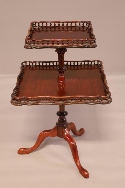MAHOGANY TWO TIER SIDE TABLE (1 of 3)