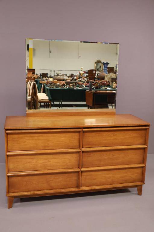 MID CENTURY MODERN DRESSER AND MIRROR (1 of 5)