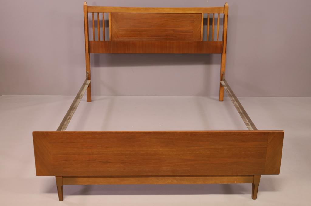 MID CENTURY MODERN FULL SIZE BED (1 of 3)