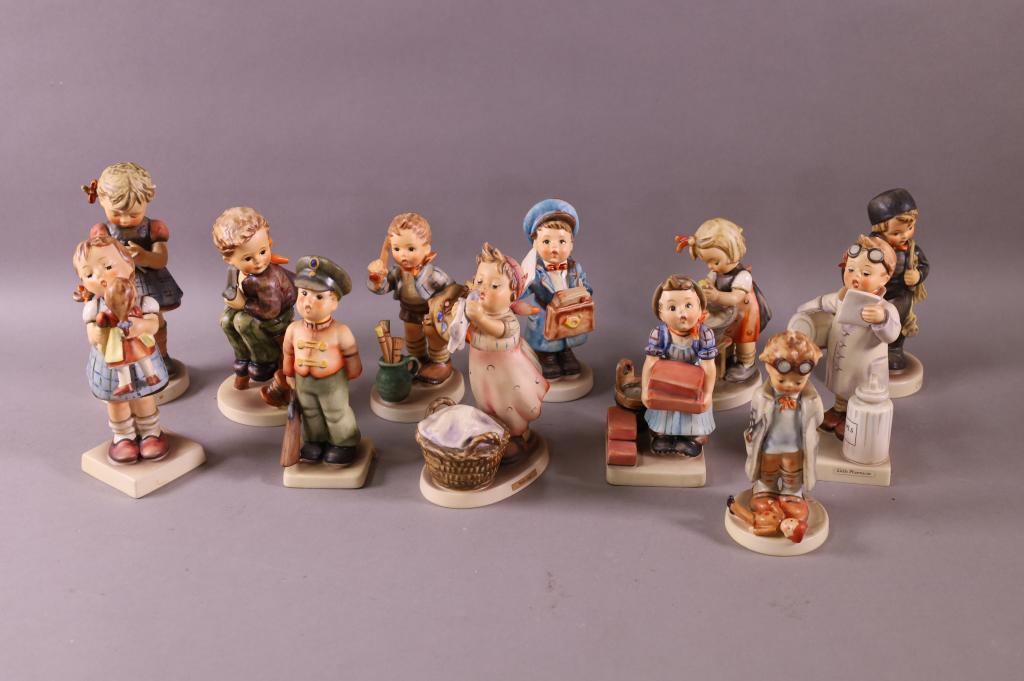 12 HUMMEL FIGURES (1 of 4)