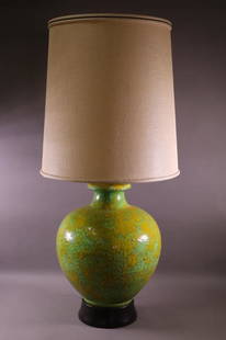 LARGE MID CENTURY MODERN TABLE LAMP: LARGE GLAZED CERAMIC TABLE LAMP, BY THE FELDMAN CO OF CALIFORNIA. 41" H x 15" DIAM. THIS ITEM EXCEEDS SIZE LIMITATIONS FOR IN HOUSE SHIPPING.