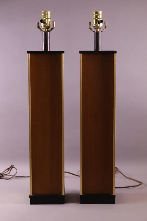 PAIR OF MID CENTURY MODERN TABLE LAMPS (1 of 3)