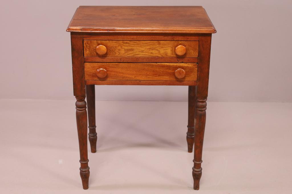 PRIMITIVE SIDE TABLE (1 of 3)