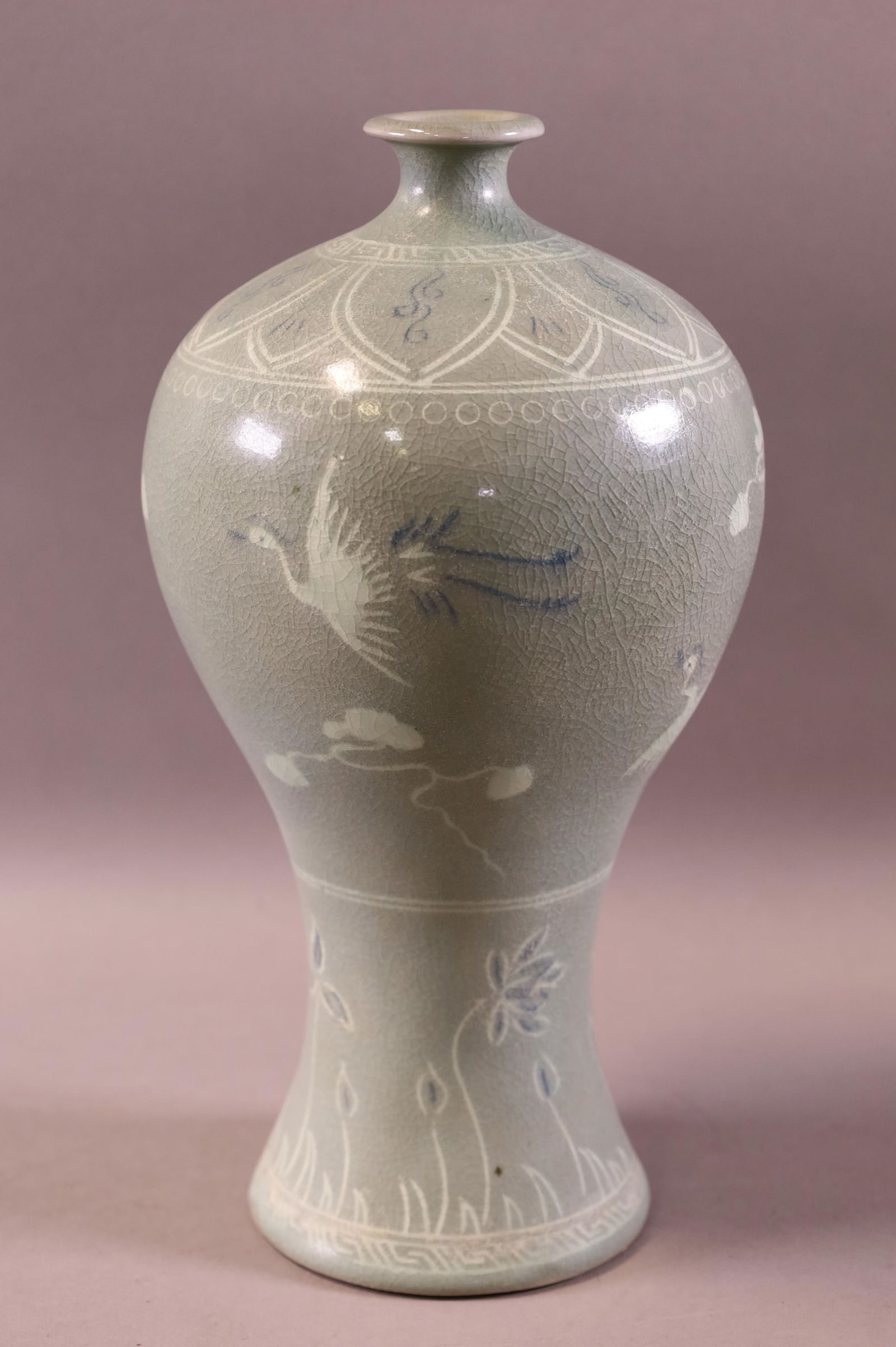 KOREAN CELADON VASE (1 of 4)