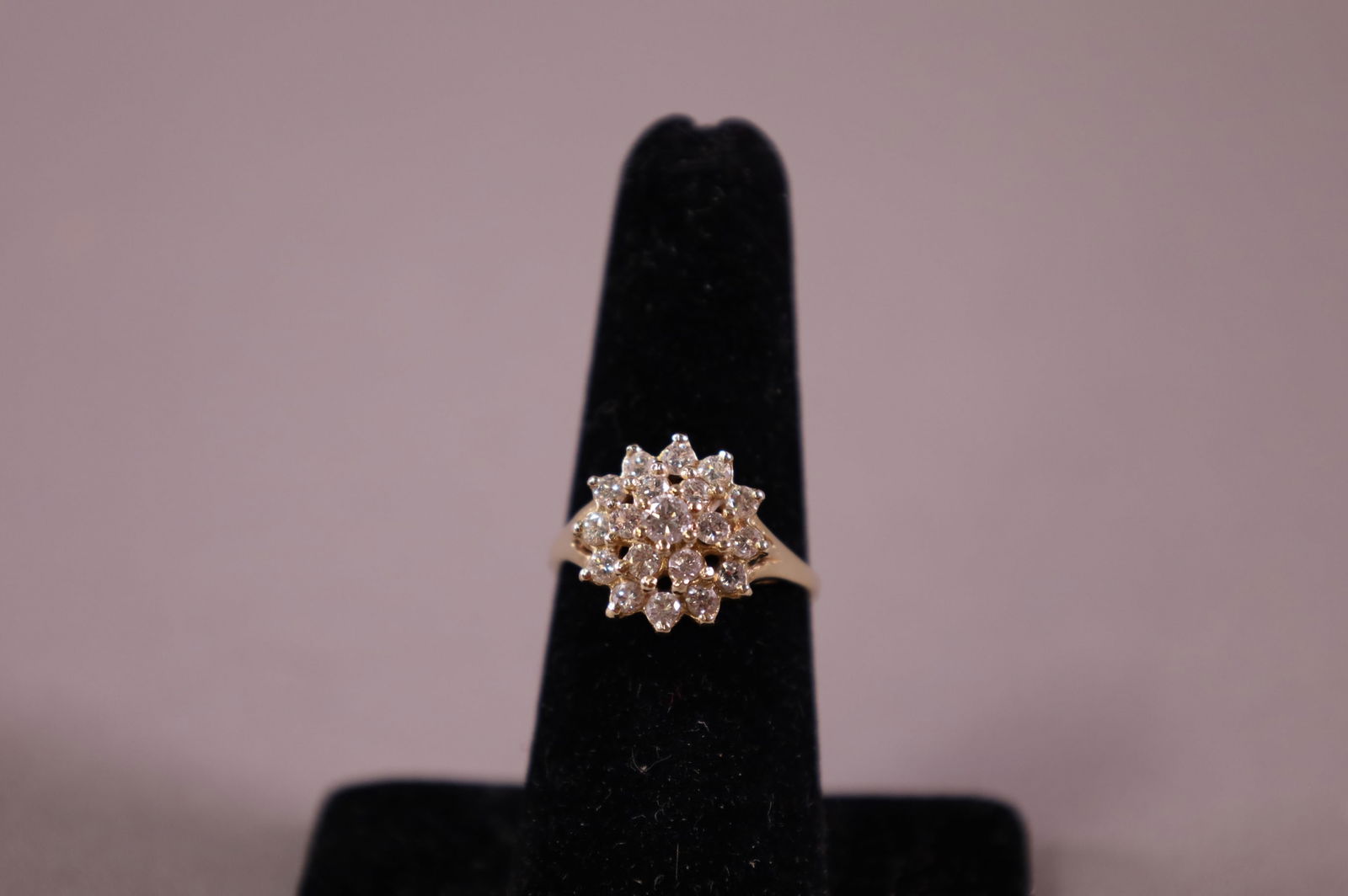 14 K & DIAMOND LADY'S CLUSTER RING (1 of 3)