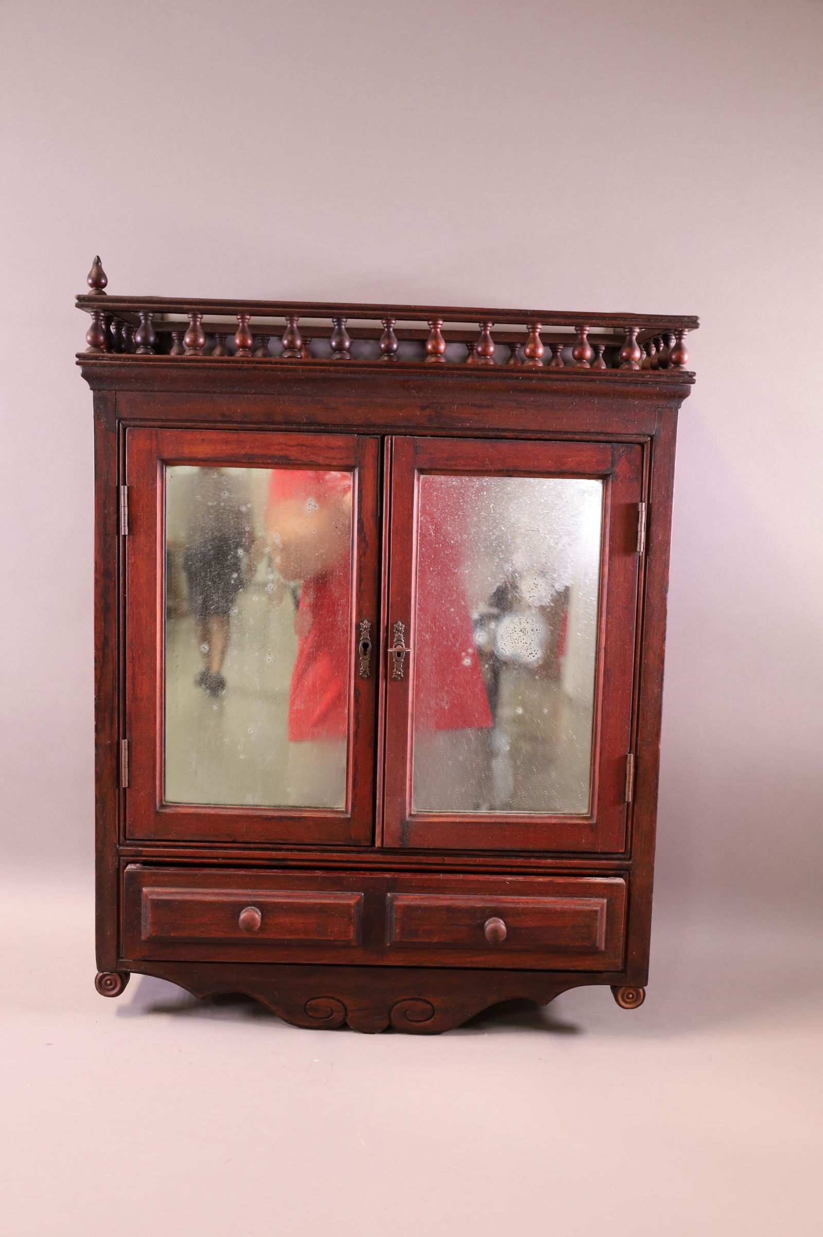 VICTORIAN 2 DOOR HANGING CABINET (1 of 2)