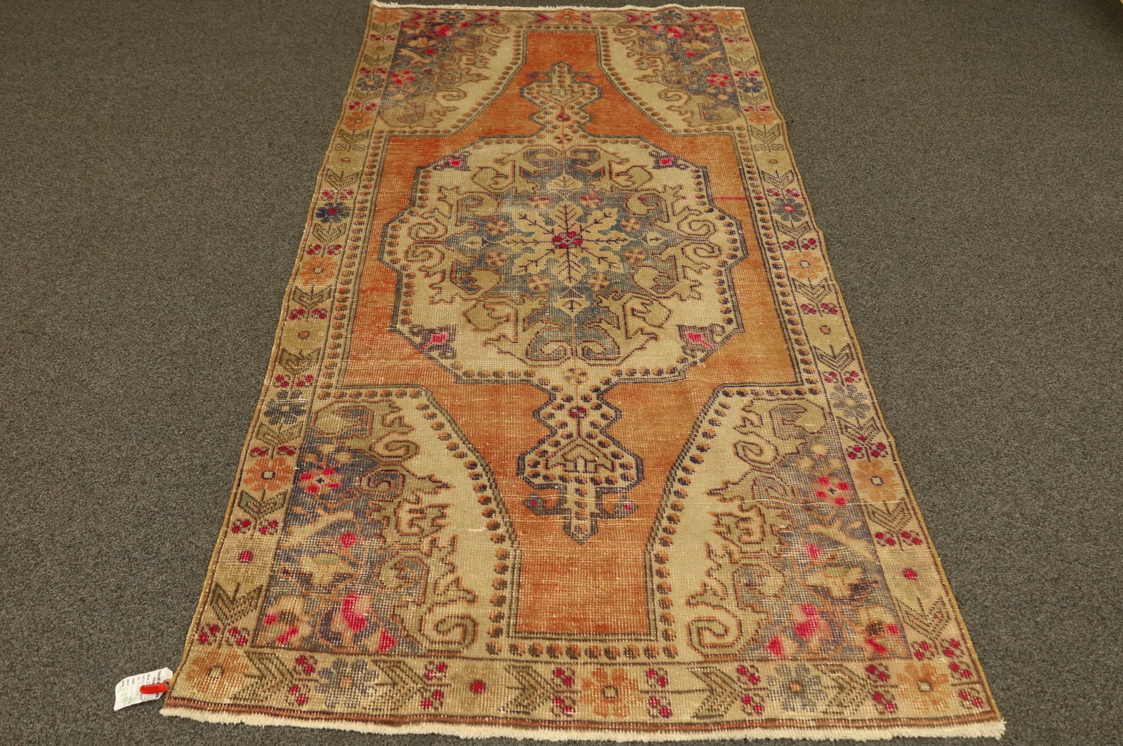 APPROX 4' 2" x 7' 6" HANDMADE WOOL RUG (1 of 4)