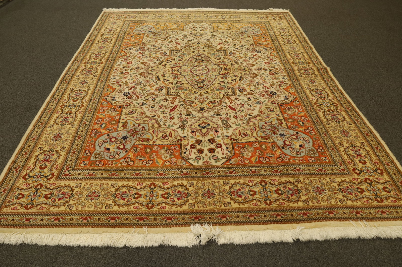 APPROX 10' 4" x 8' HANDMADE WOOL RUG (1 of 5)