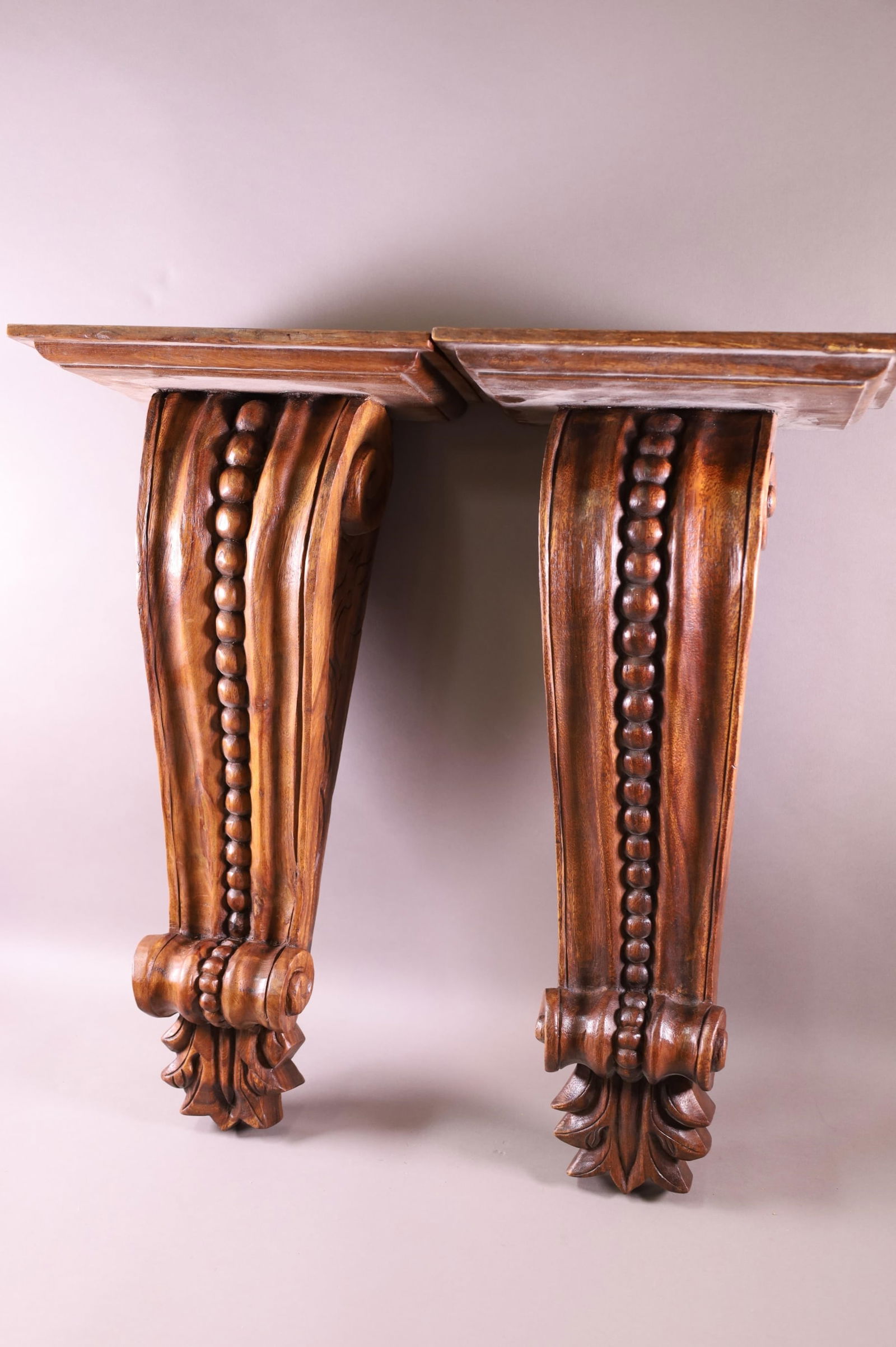 PAIR OF CARVED WOOD WALL BRACKETS (1 of 2)