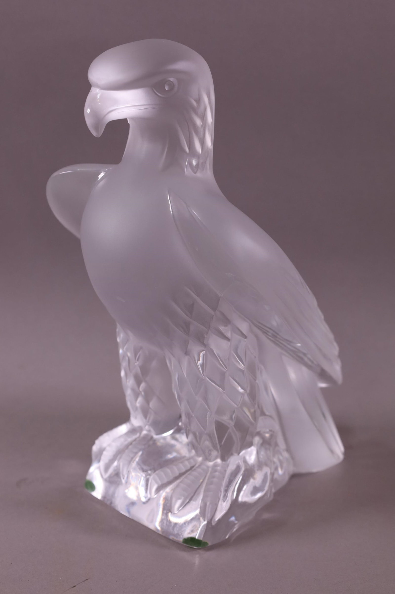 LALIQUE LIBERTY EAGLE: SIGNED LALIQUE FRANCE FROSTED LIBERTY EAGLE. GOOD CONDITION. 8 1/4" H.
