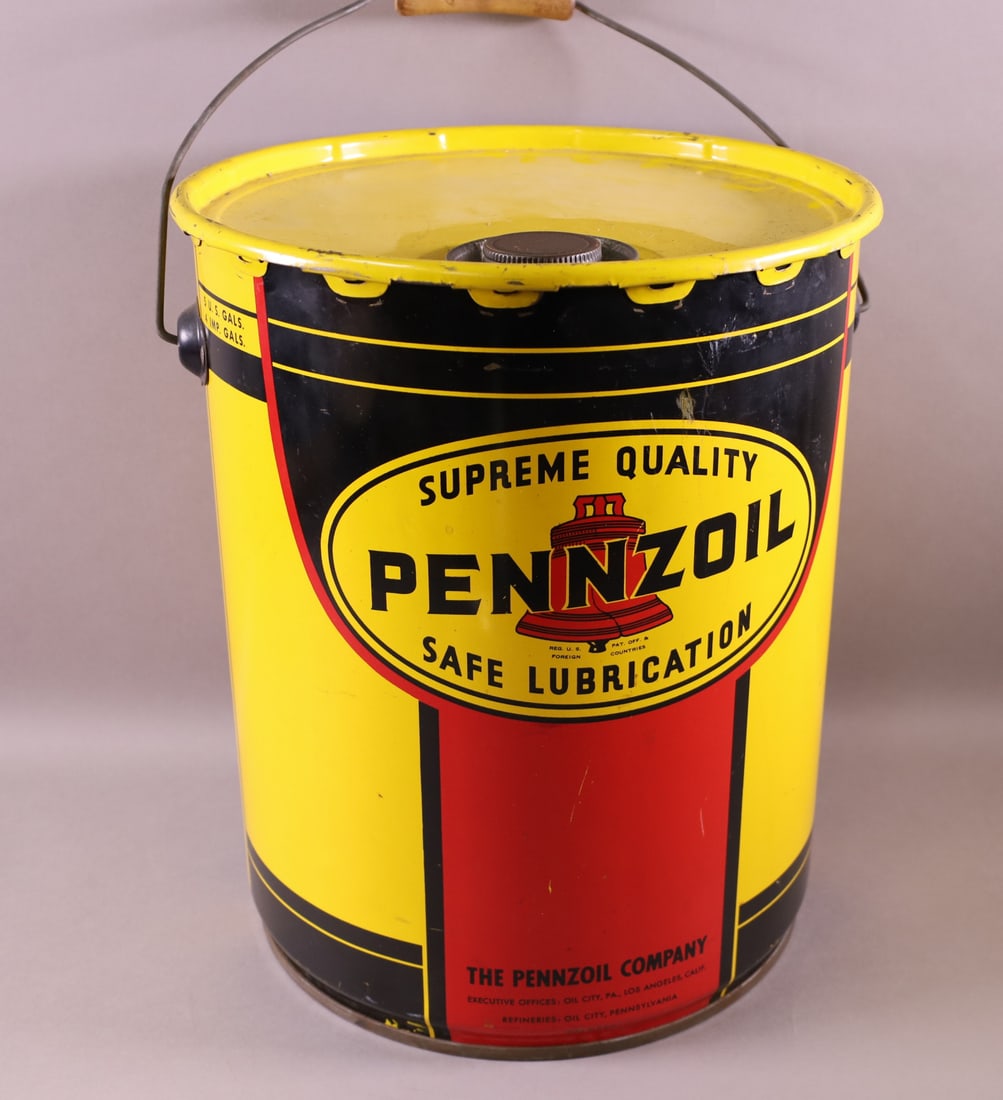 PENNZOIL OIL CAN: 5 GALLON SUPREME OIL CAN.