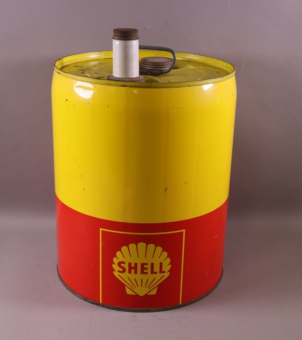SHELL OIL CAN (1 of 2)