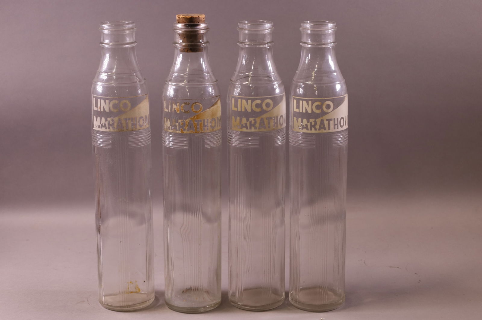 FOUR LINCO MARATHON OIL BOTTLES (1 of 3)