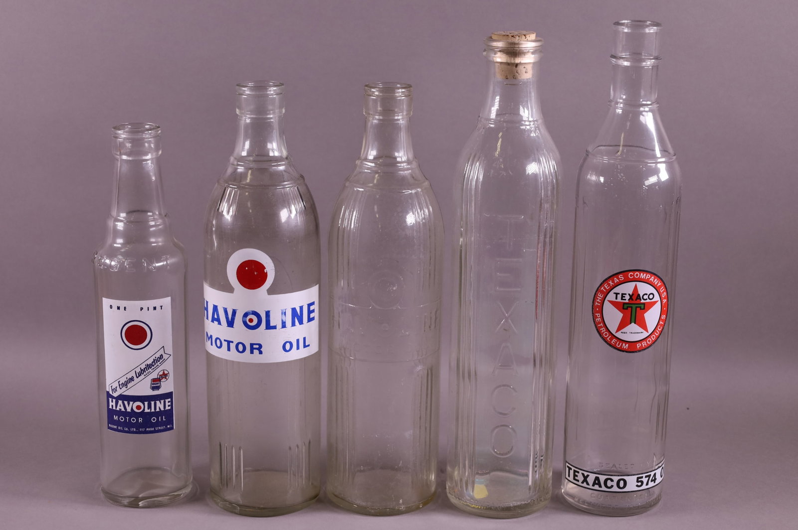FIVE HAVOLINE CALTEX & TEXACO OIL BOTTLES (1 of 4)