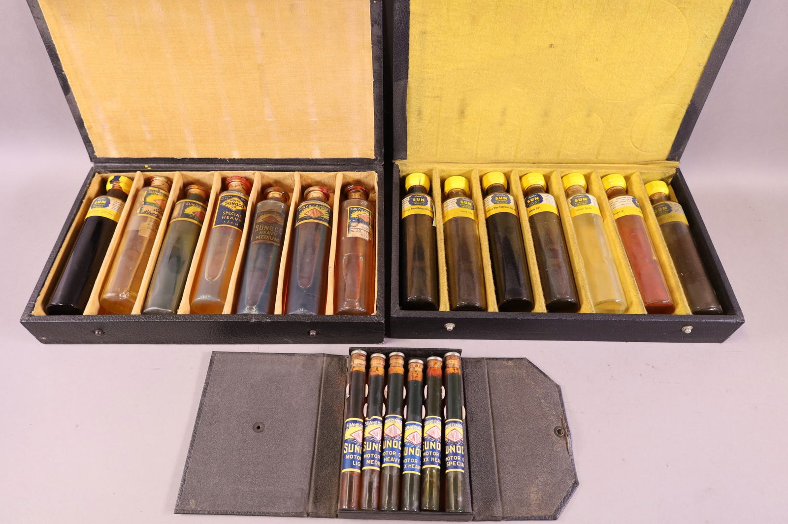 THREE SUNOCO SALESMAN SAMPLE OIL BOTTLE SETS (1 of 4)