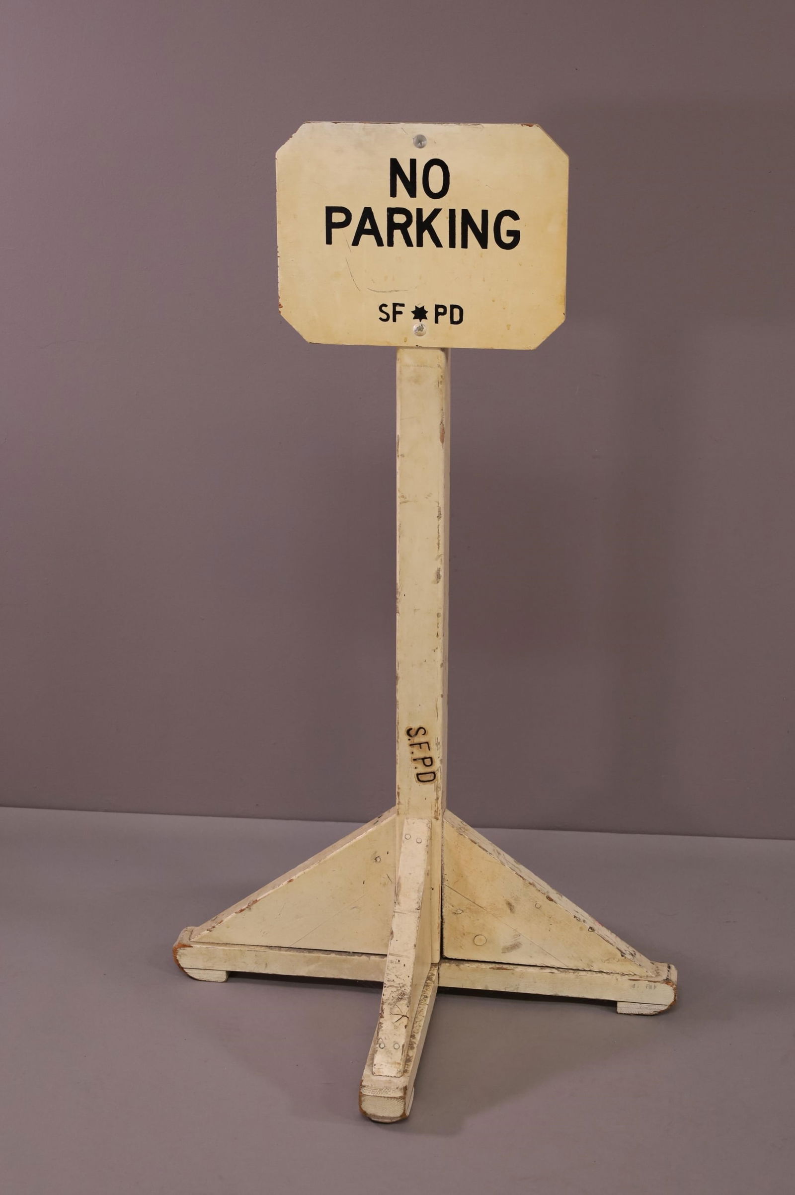 SAN FRANCISCO POLICE DEPARTMENT NO PARKING SIGN (1 of 3)