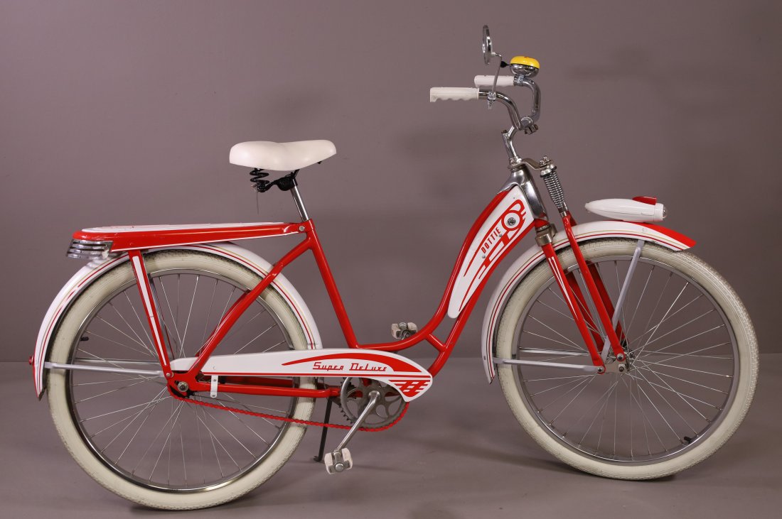 MONARK SILVER KING DOTTIE'S BICYCLE (1 of 8)