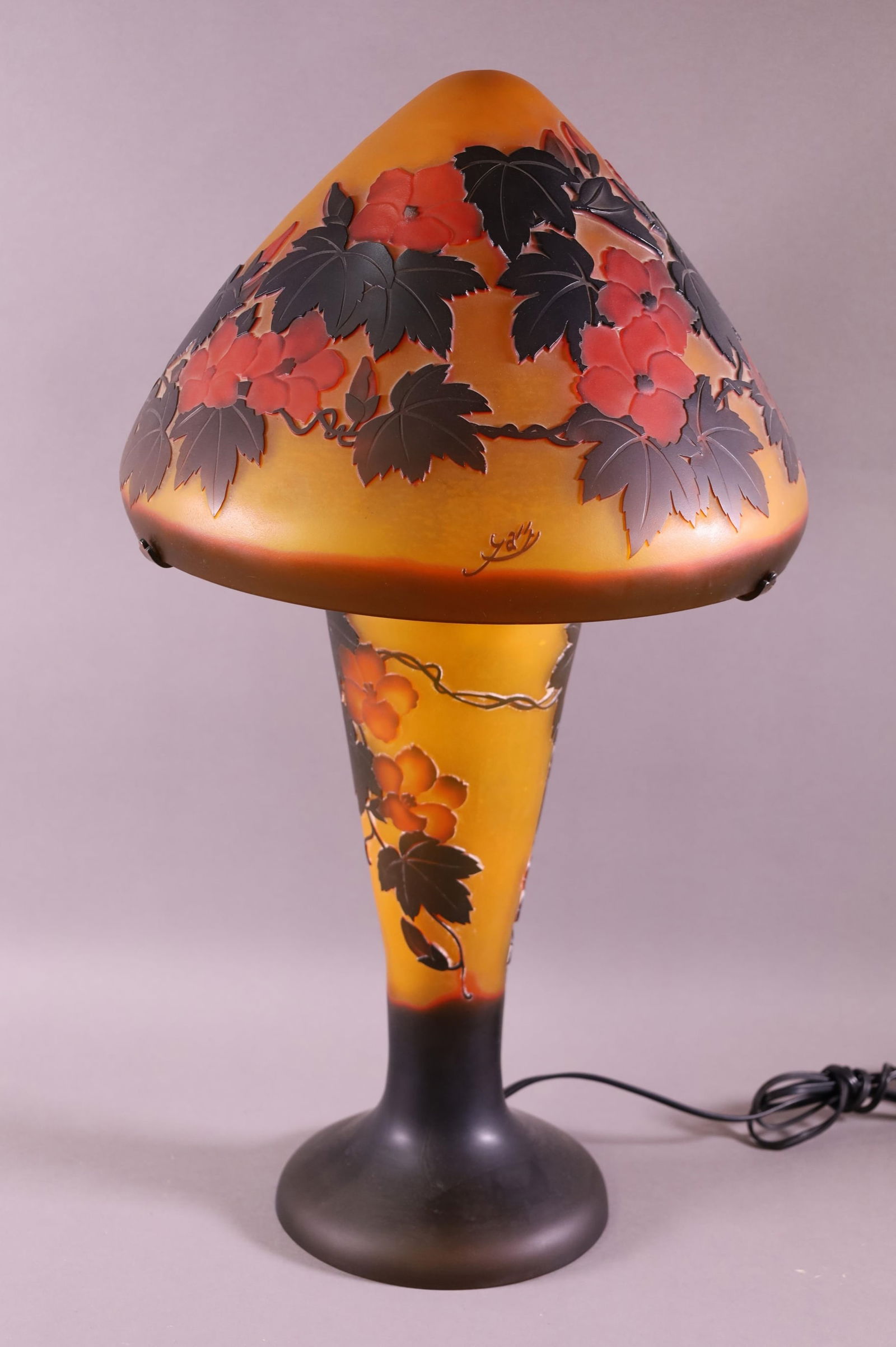 GALLE STYLE TABLE LAMP (1 of 3)