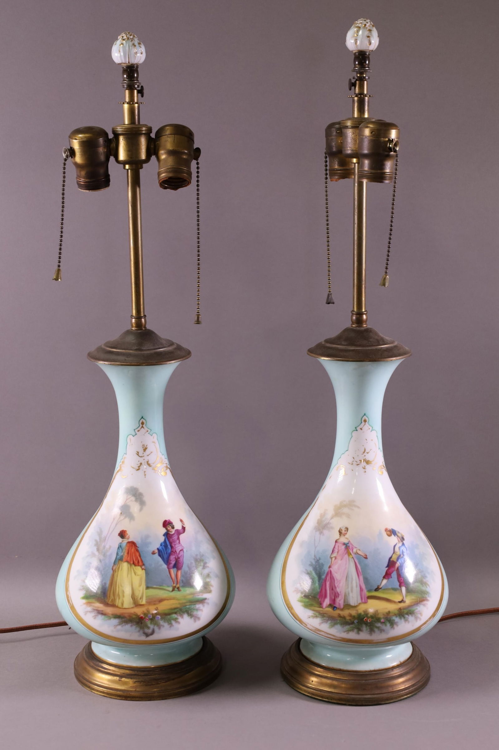 PAIR OF FRENCH STYLE TABLE LAMPS (1 of 3)