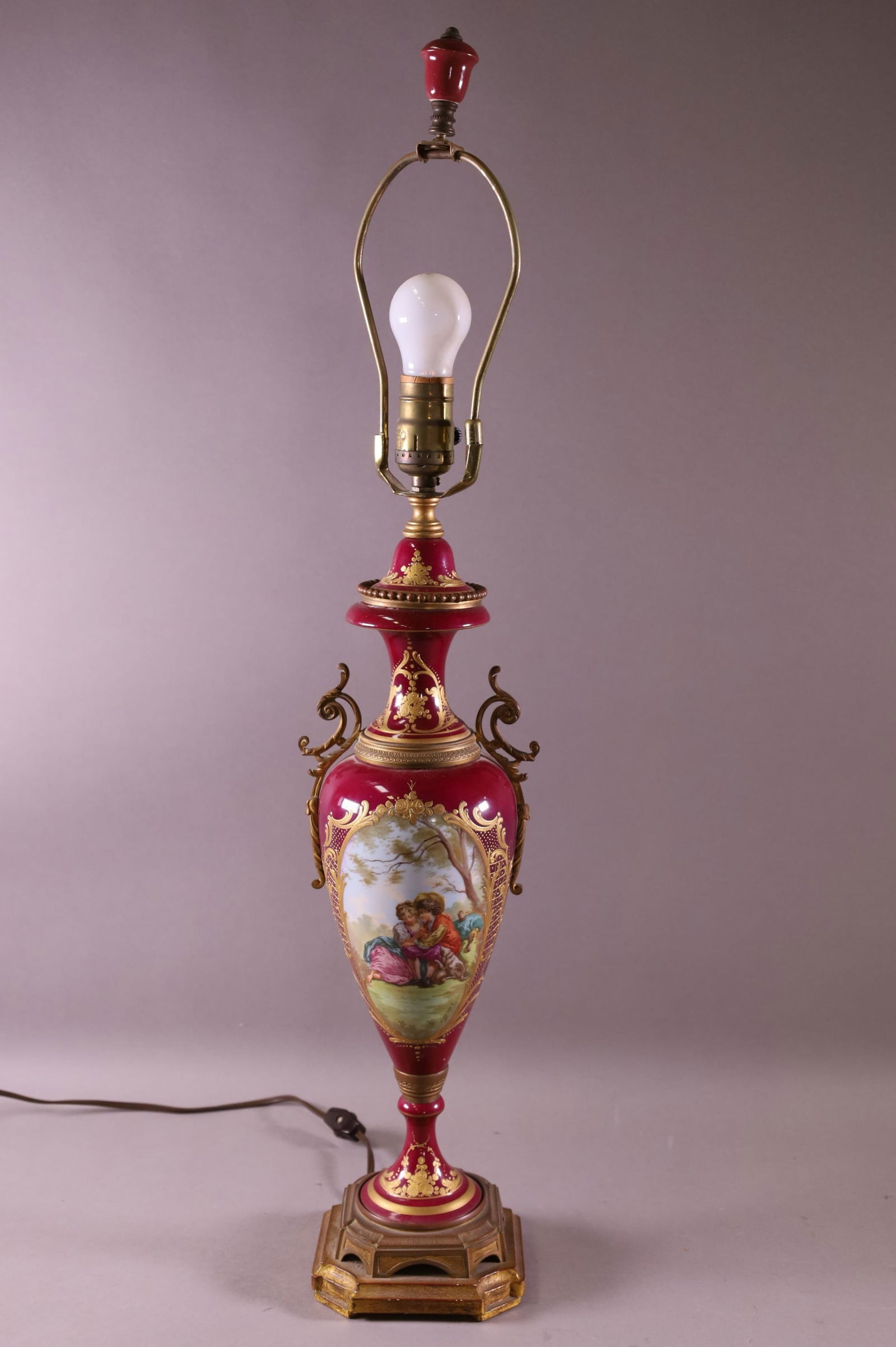 SEVRES STYLE TABLE LAMP (1 of 2)