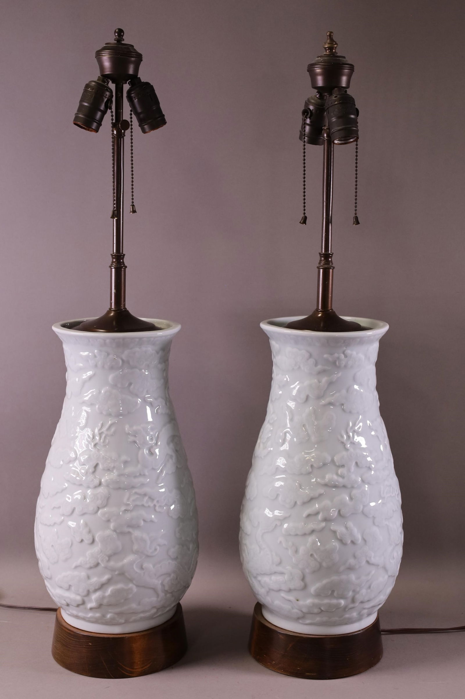 PAIR OF BLANC DE CHINE TABLE LAMPS (1 of 2)