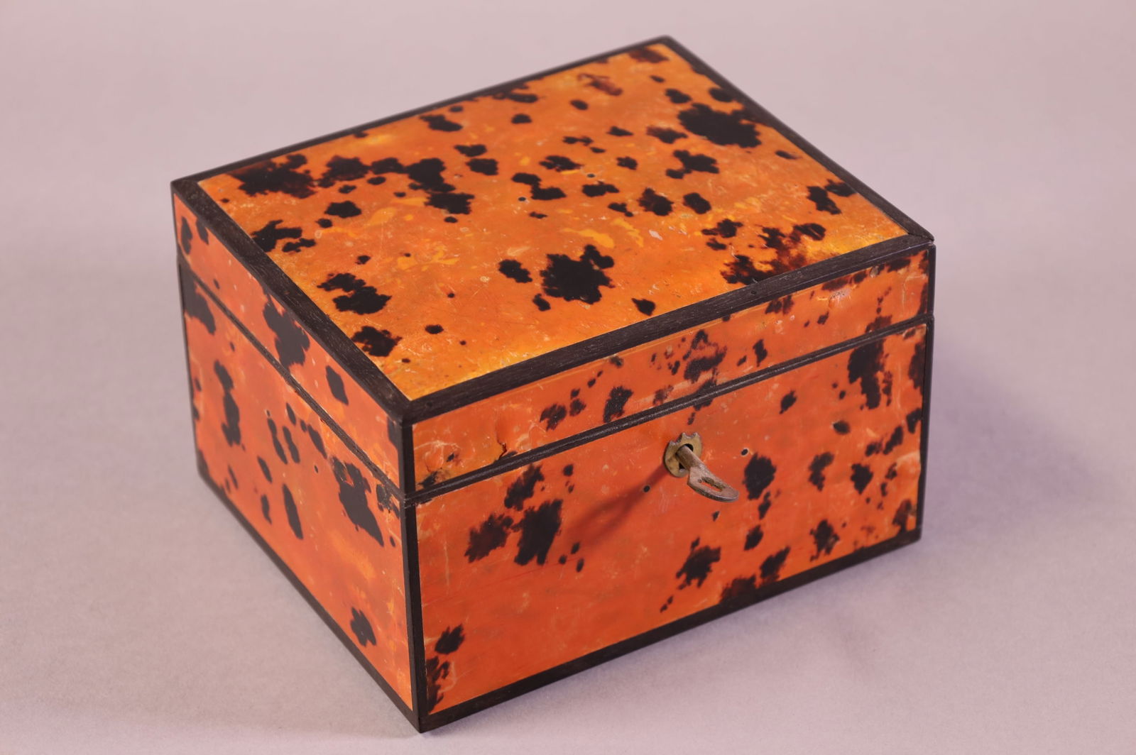 TORTOISE DRESSER BOX (1 of 2)