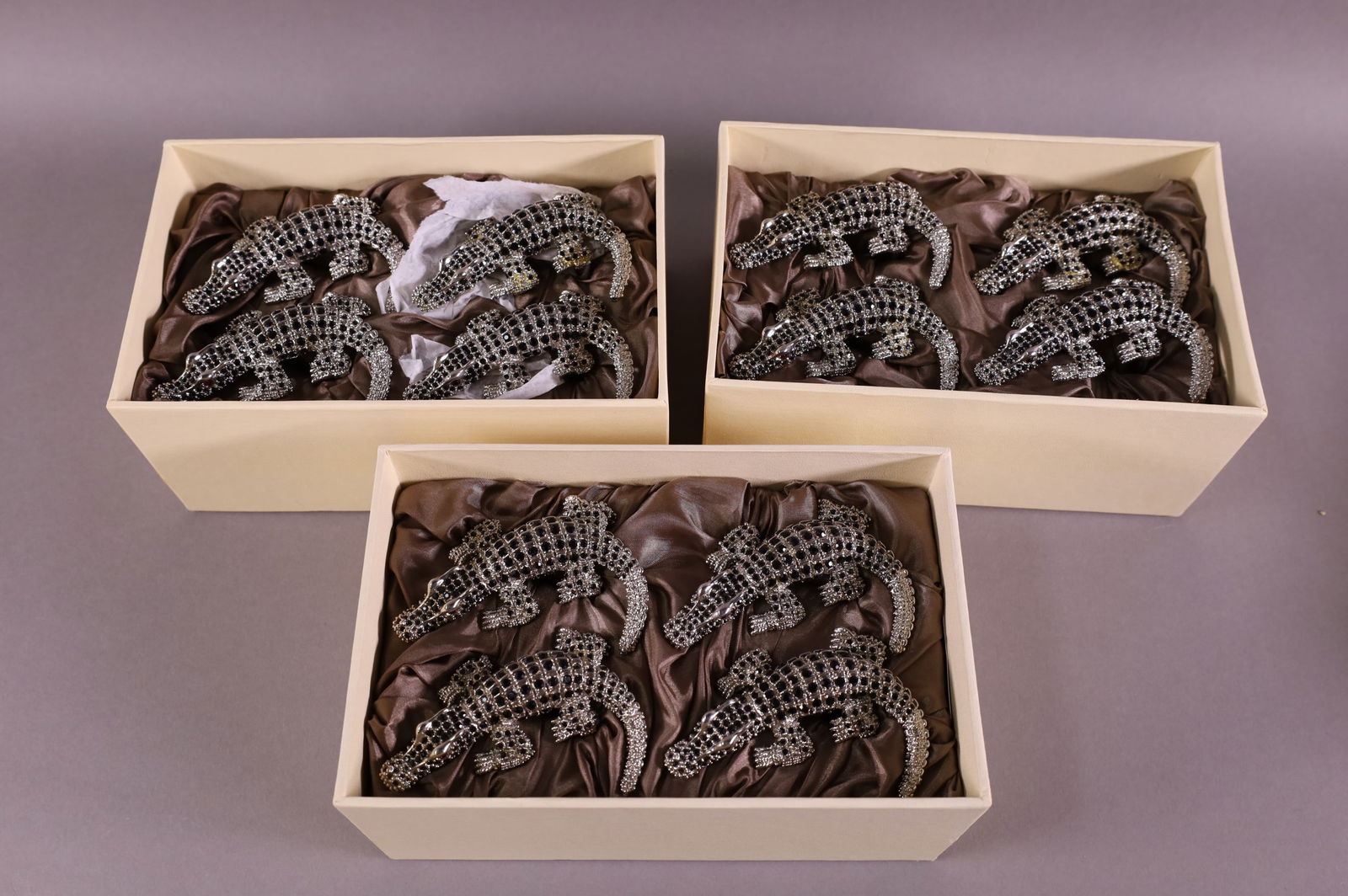 SET OF 12 L'OBJET ALLIGATOR NAPKIN RINGS (1 of 4)