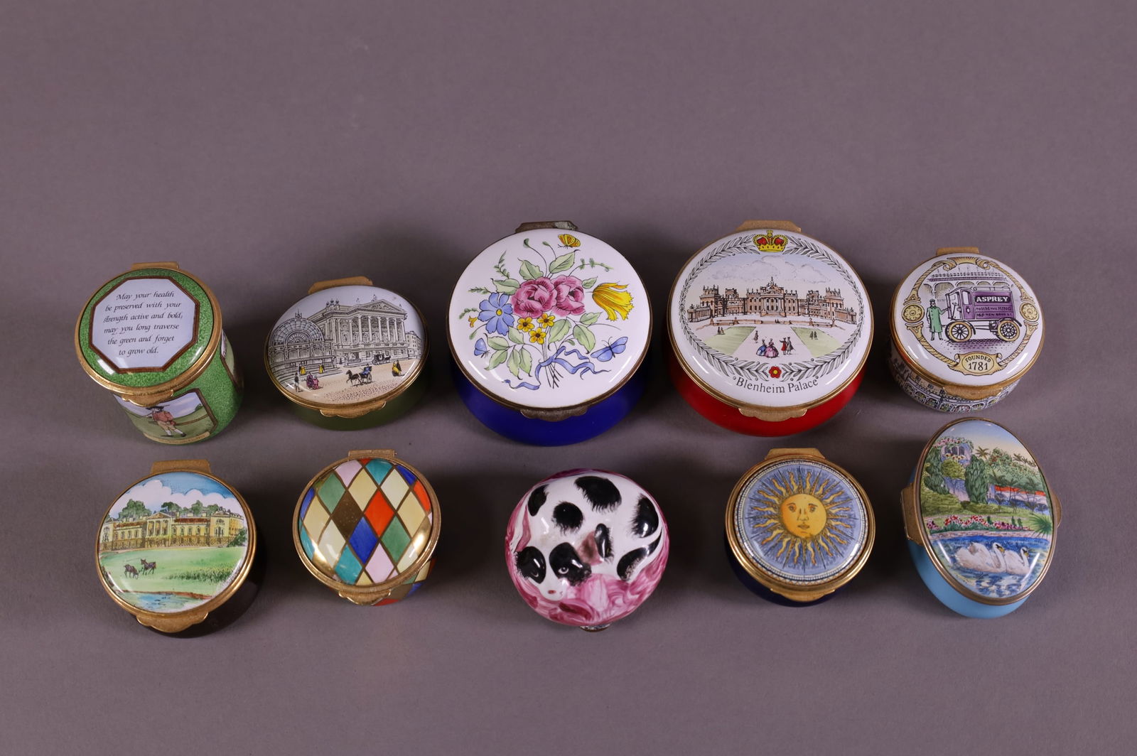 LOT OF 10 ENAMELED PILL BOXES: INCLUDING STAFFORDSHIRE ENAMELS, CRUMMLES, & MORE. RANGE IN DIAMETER FROM 1 1/2" TO 2 1/4"