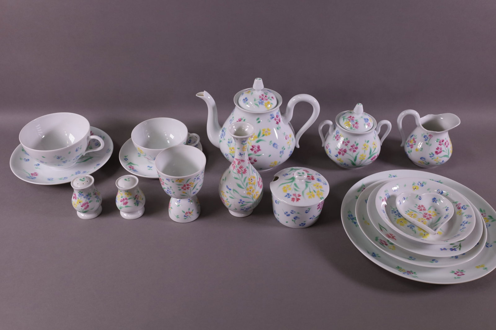 GIRAUD LIMOGES INDIVIDUAL BREAKFAST SET (1 of 5)