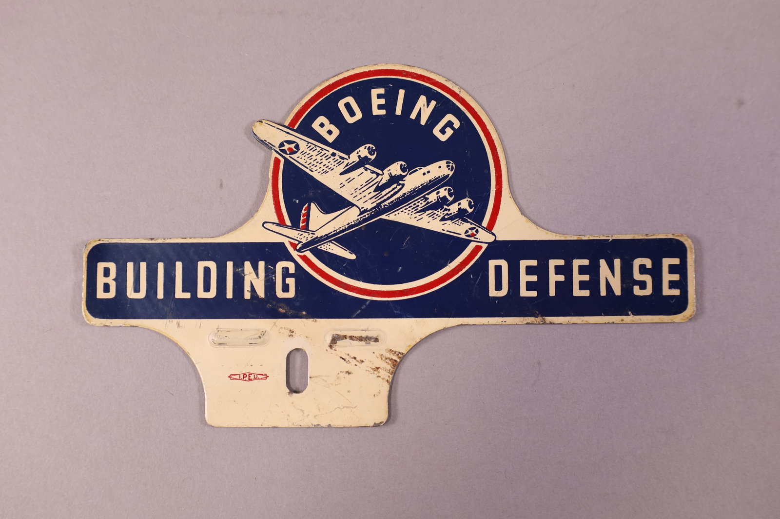 BOEING BUILDING DEFENSE TIN LICENSE PLATE TOPPER (1 of 2)