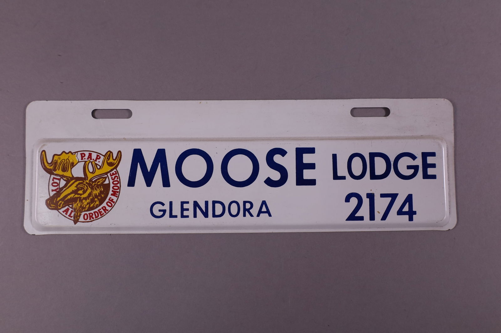 MOOSE LODGE TIN LICENSE PLATE TOPPER (1 of 2)