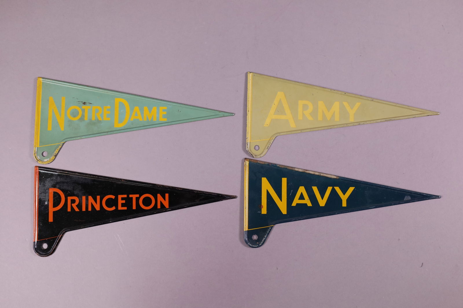 4 COLLEGE PENNANT SHAPE TIN LICENSE PLATE TOPPERS (1 of 2)