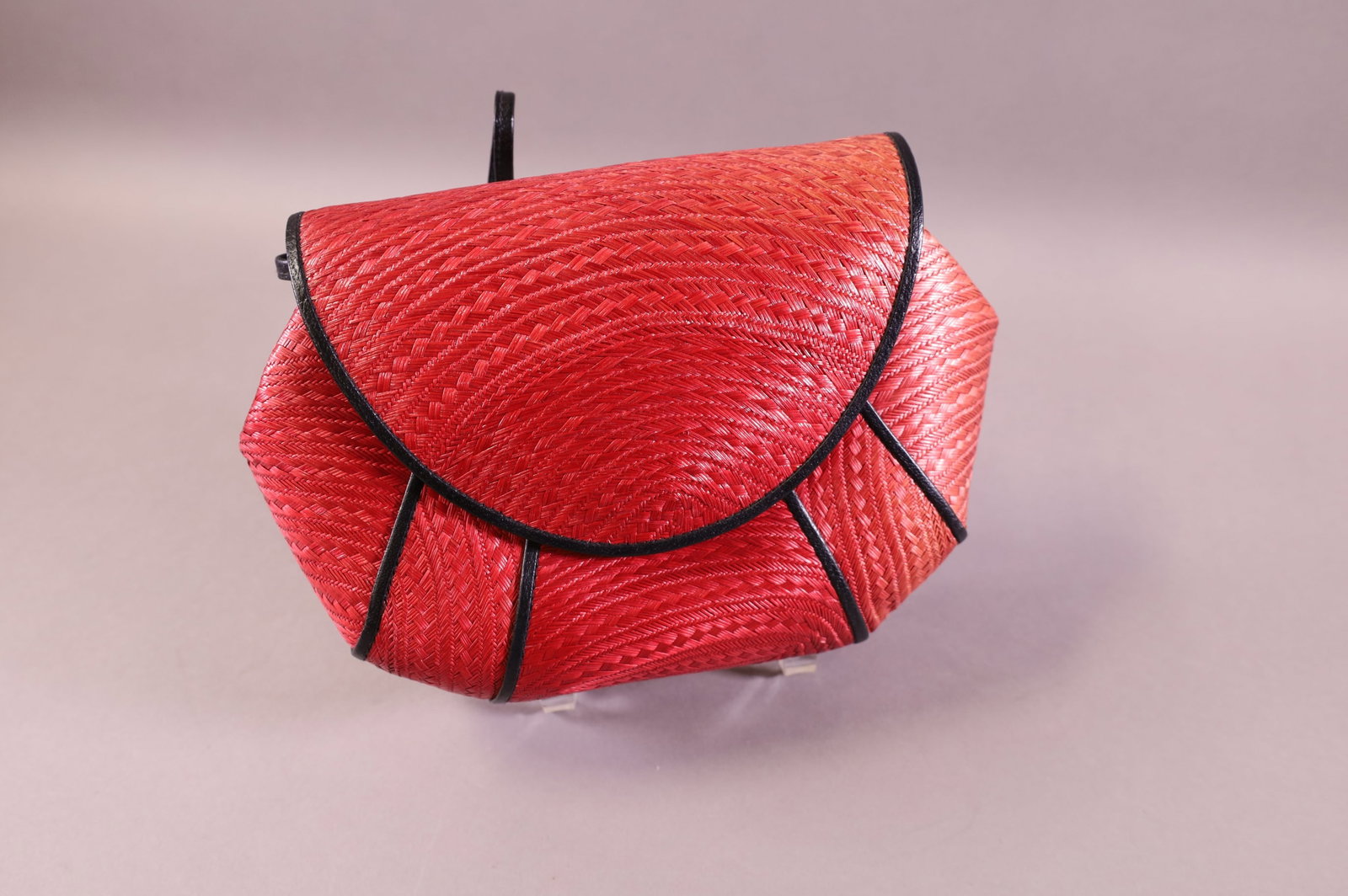 YVES SAINT LAURENT HAND BAG (1 of 3)